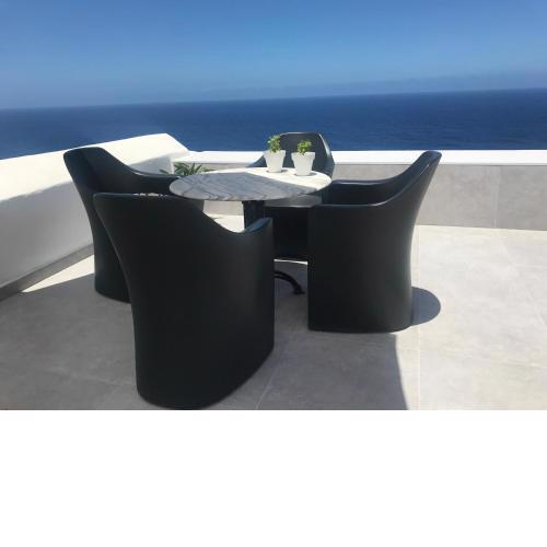Casa del Mar with large sun terrace facing the sea, luxury