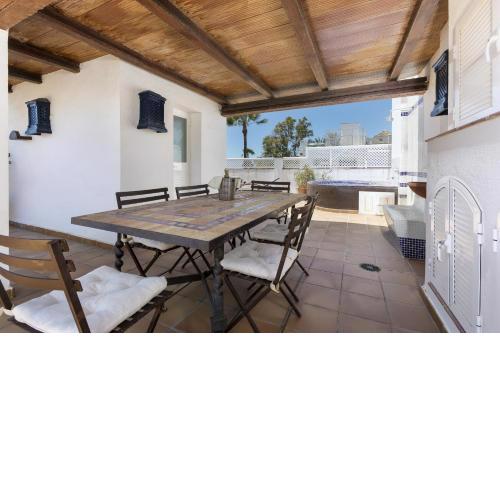 Casa Del Mar