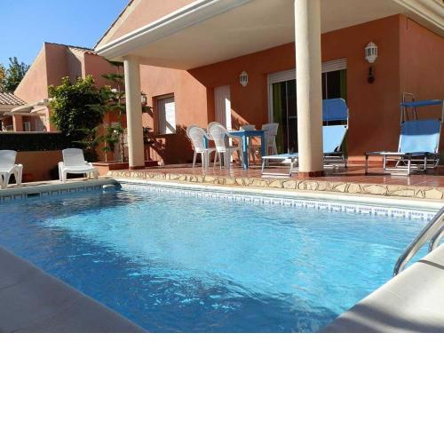 Casa Deltebre, 3 dormitorios, 6 personas - ES-184-46