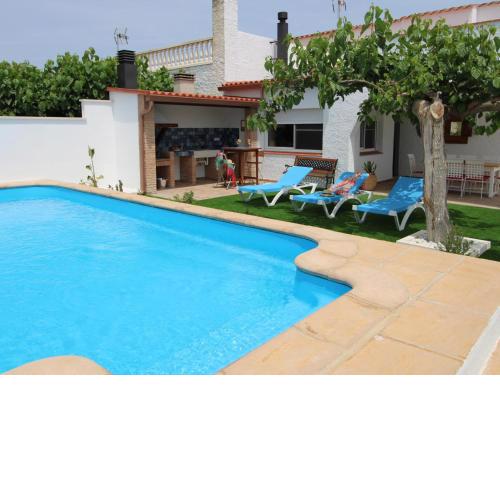 Casa Deltebre, 6 dormitorios, 8 personas - ES-184-26