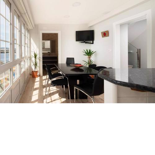 casa en corme encima del mar