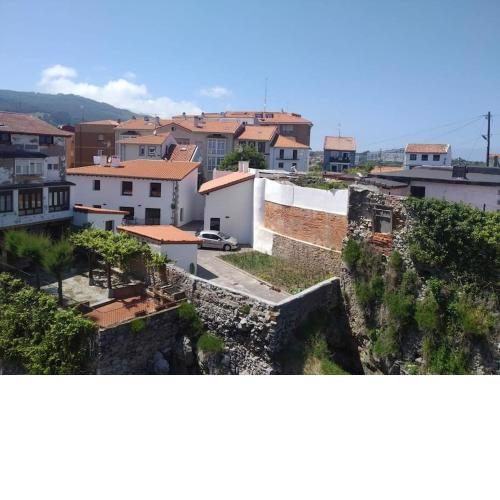 CASA EN EL CENTRO HISTÓRICO DE CASTRO URDIALES
