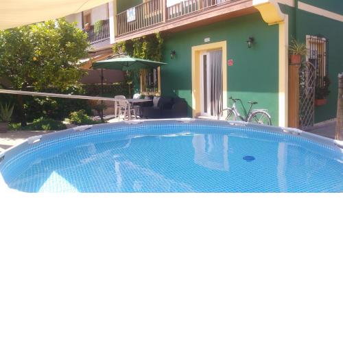 Casa entera con piscina en la terraza