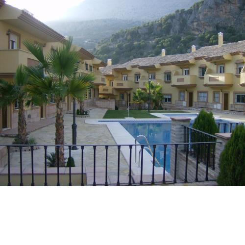 Casa Estacion de Benaojan