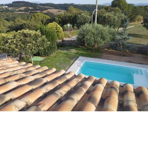 Casa familiar con piscina