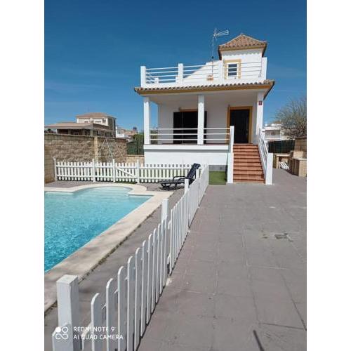 Casa familiar junto al mar