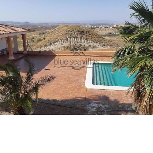 Casa Fernandez