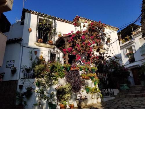 Casa Florestos - Duplex Gris Estepona Old Town