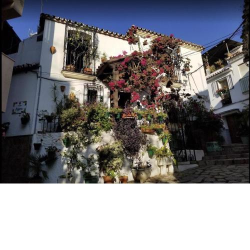 Casa Florestos - Studio Picasso Estepona Old Town