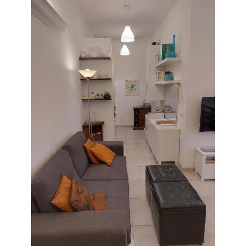 Casa Giova: bilocale con balcone al Gianicolo
