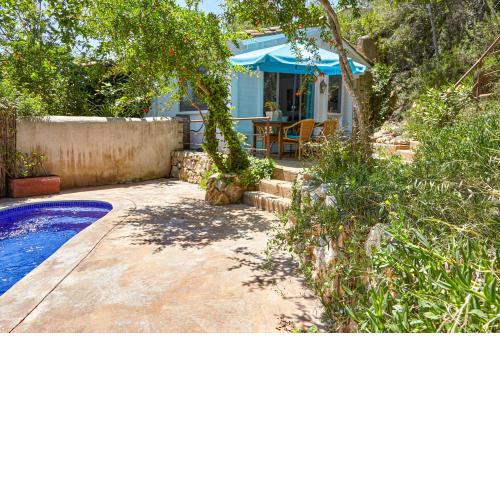 Casa Granada at Masia Nur Sitges, with private pool and adults only