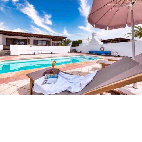Casa Guayre-private pool, barbecue, air-con