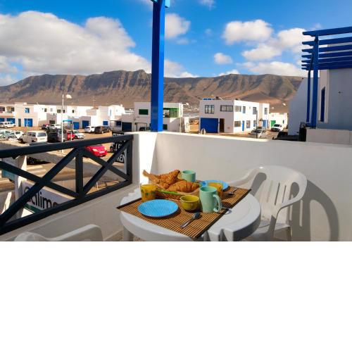 Casa Hespi-view to Famara Beach