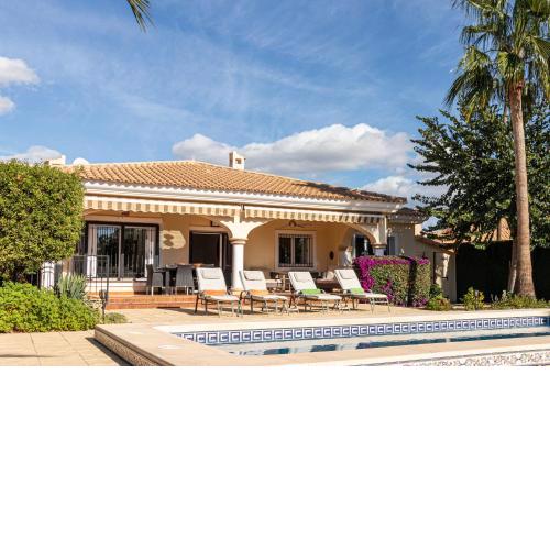 Casa Higuera