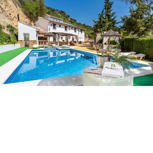 Casa Iratxe Montefrío by Ruralidays