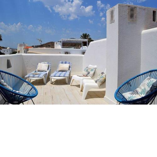 Casa Jo - 2 Bedroom Duplex Mojacar - sleeps 4 - R031