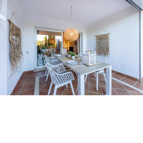 Casa Joy Elviria, ibiza style apartment with 70 sqm terrace