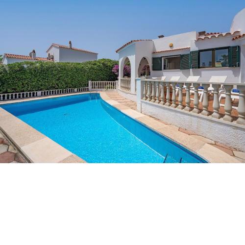 Casa Kintore A beautiful family friendly villa situated in the heart of S’Algar
