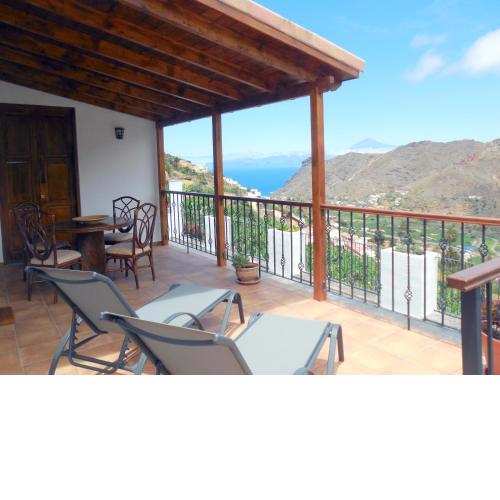 Casa La Sabina Roja 1 - Casa con impresionantes vistas sobre Hermigua y el mar