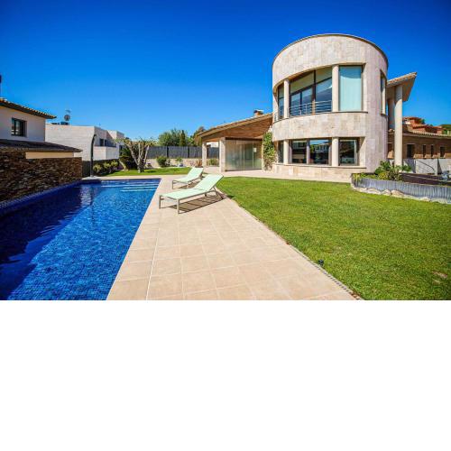 Casa La Vinya Alto Standing