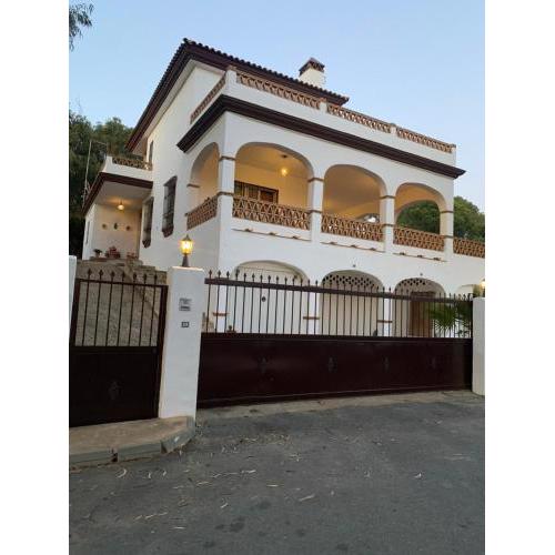Casa Las Adelfas