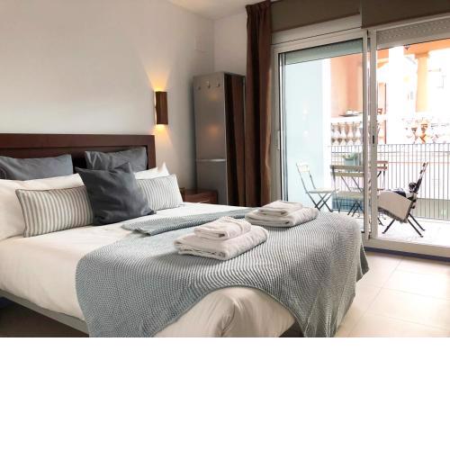 Casa Laura Sitges By MyRentalHost