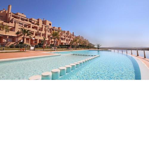 Casa Leona: Fully furnished, secure golf resort penthouse apartment with gorgeous views in Murcia