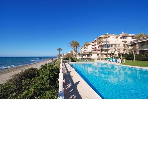 Casa Linda La Lubina, front the beach La Lucera, Riviera del Sol