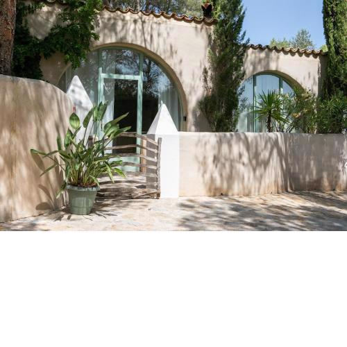 Casa Los Arcos at Masia Nur Sitges, Adults only