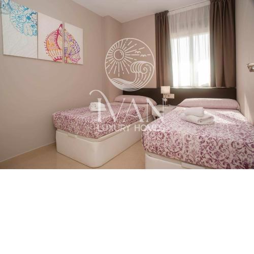 Casa Luna Ivan Luxury Homes 1ªPta Norte 1ªLinea