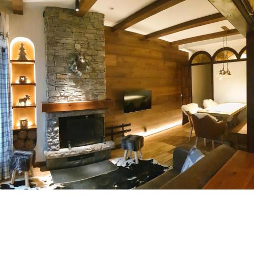Casa Matilda - Apartamento con chimenea, vistas, rustico-elegante en el centro