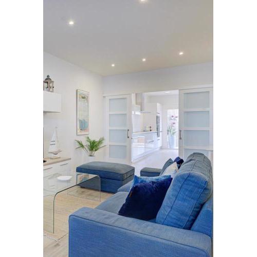 Casa MIMAR - moderna, jardín y wifi fibra 1 GB, ideal para vacaciones y teletrabajo