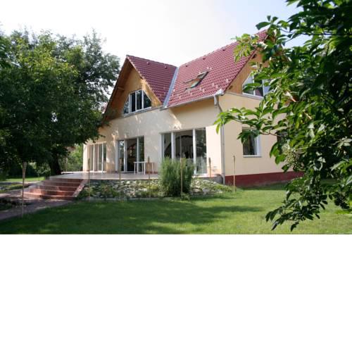 Casa Napsugár Panzió