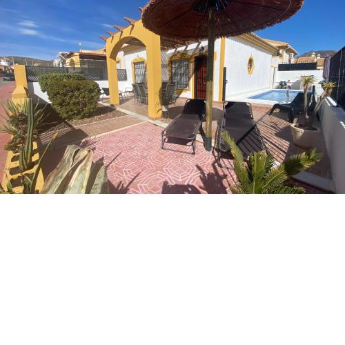 Casa Naranja
