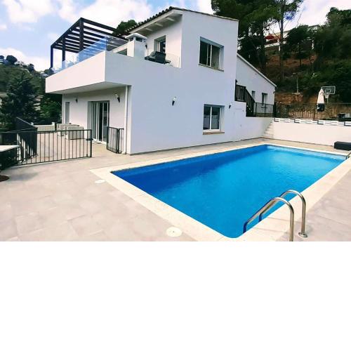 Casa Nuestra
