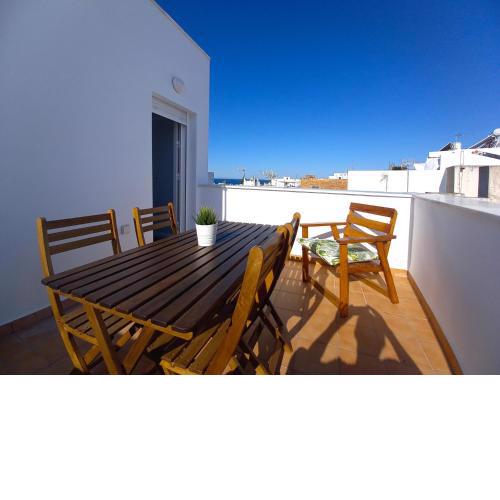 Casa Ortiz with private roof terrace - oceanview