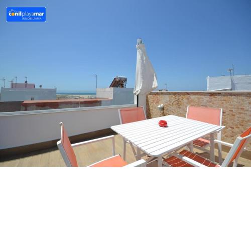CASA PABLO NERUDA, TERRAZA Y VISTAS AL MAR