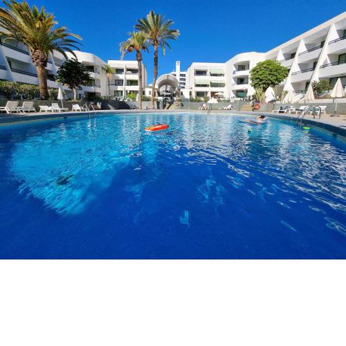 Casa Palmera 3 only 150 metres to the beach, heated pool, Wifi, SAT-TV, balcony