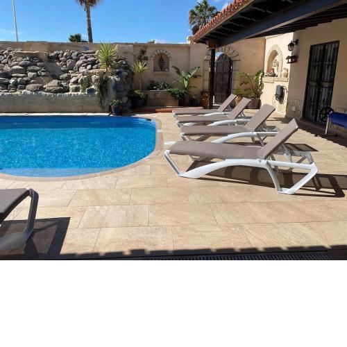 Casa Paraiso a stunning family villa with totally secluded pool area, wheelchair friendly