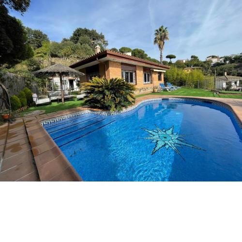 CASA PARAÍSO PISCINA TRANQUILIDAD