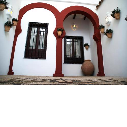 Casa Patio de los Arcos