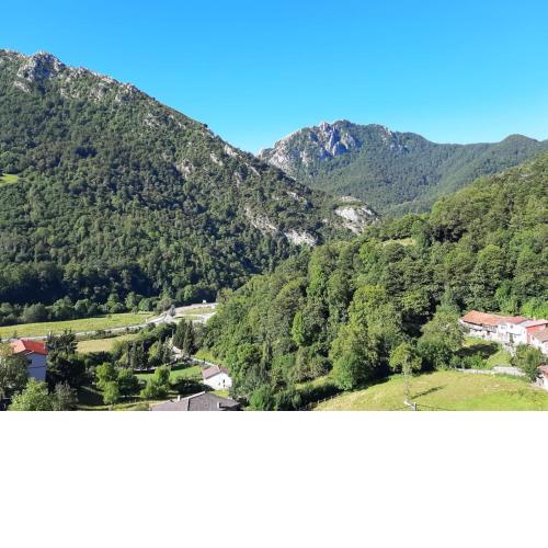 Casa preciosas vistas, ubicada en medio del Parque Natural de REDES, Asturias
