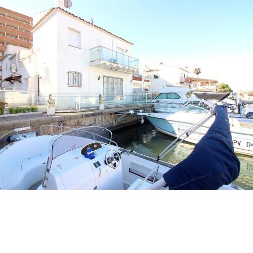 Casa Roses, 2 dormitorios, 4 personas - ES-228-111