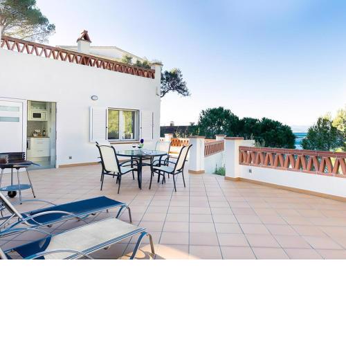 Casa Roses, 2 dormitorios, 5 personas - ES-228-113