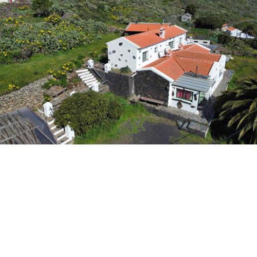 Casa rural con barbacoa, terraza y vistas al Mar en Isora