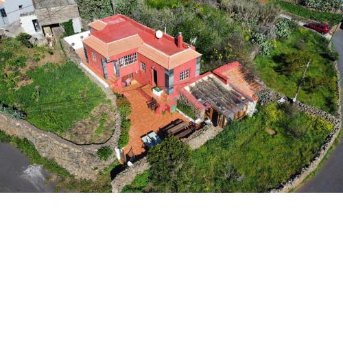 Casa rural con chimenea y vistas mar, El Teide y a la Gomera