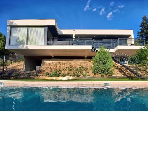 Casa rural con piscina y vistas espectaculares