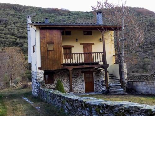 Casa Rural El Llao Y Los Fresnos - El Urogallo