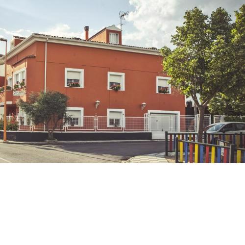 CASA RURAL EL SAUCE. A 2,5 KM DE CUENCA CAPITAL