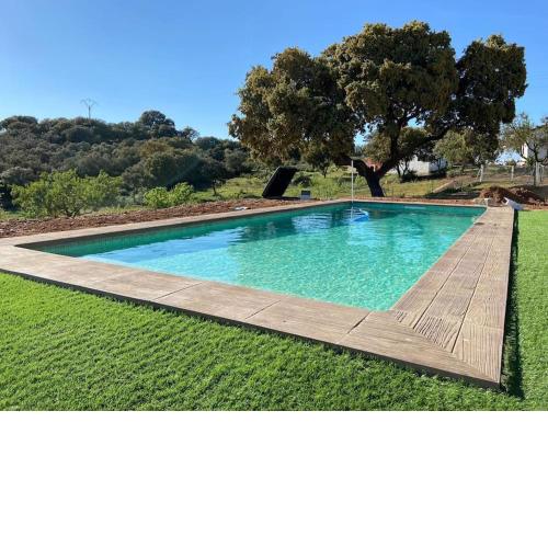 Casa rural en una finca de 300 ha reg 49426